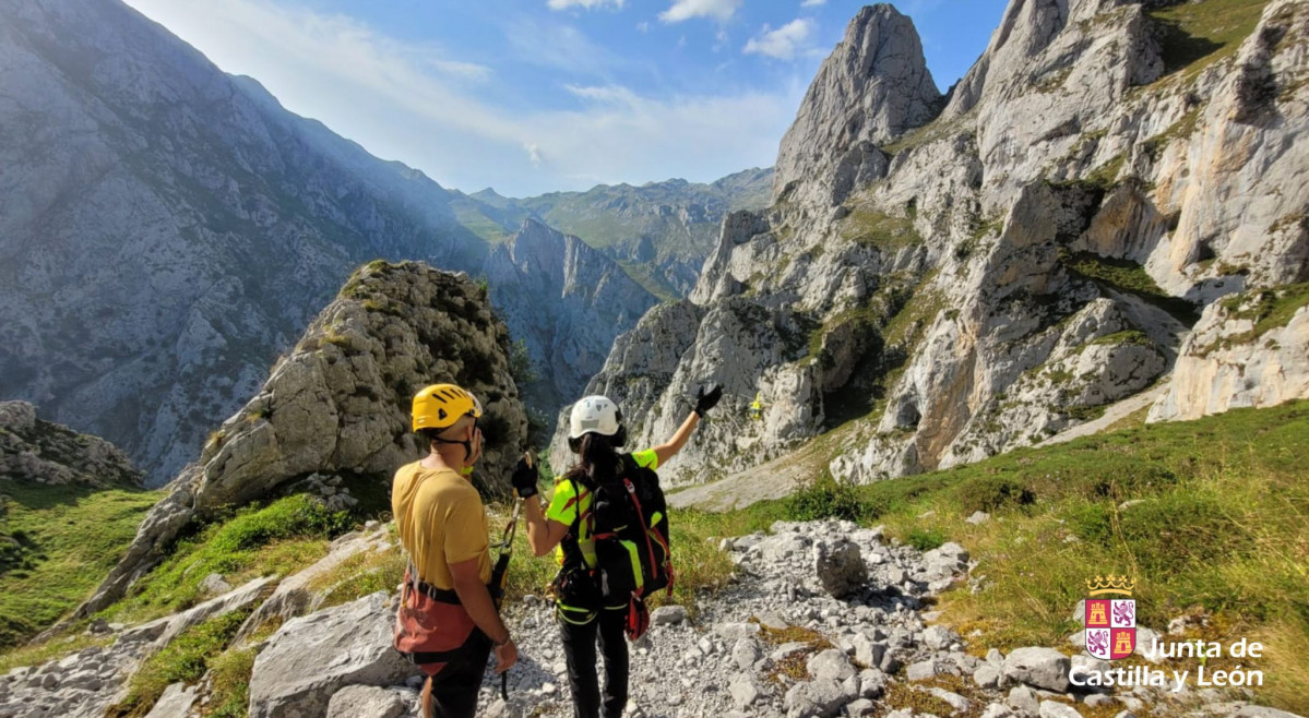 Rescate ruta de Cabrones a Cain picos de europa 112 cyl (3)