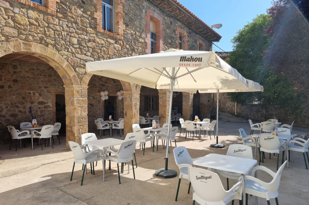 Bar Casa Villa Valderrueda (2)