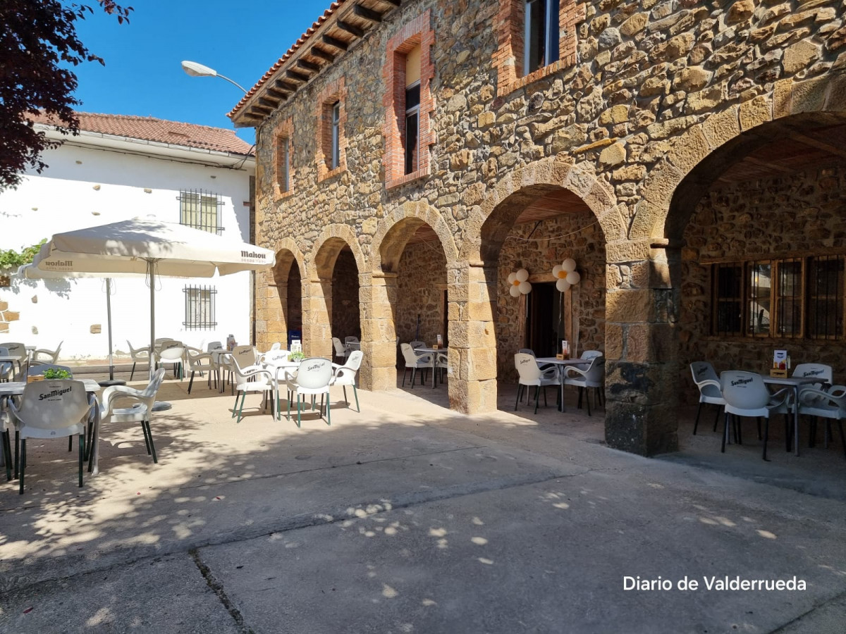 Bar Casa Villa Valderrueda (4)
