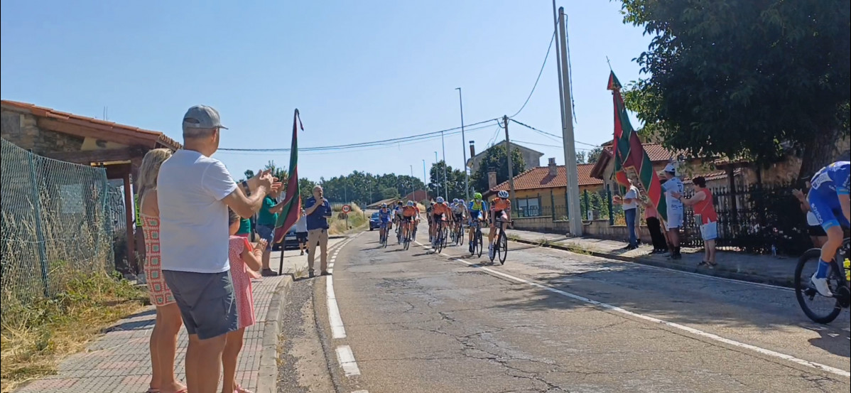 Gran premio ciclista cuenca minera 2024 villamanin (16)