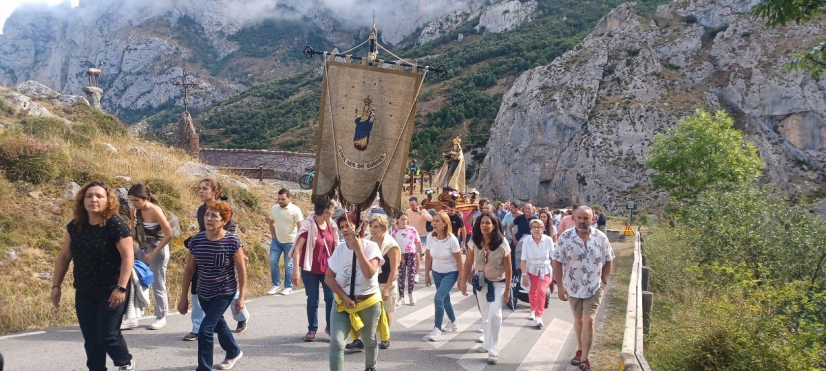 Virgen de corona valdeon 2024 6