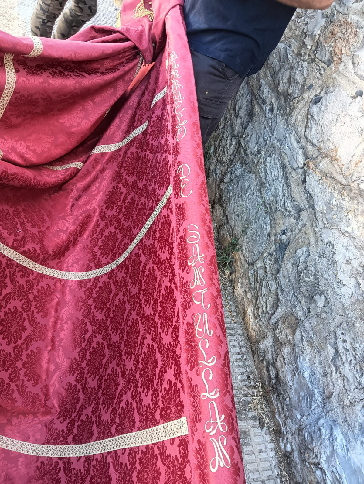 1724750537083