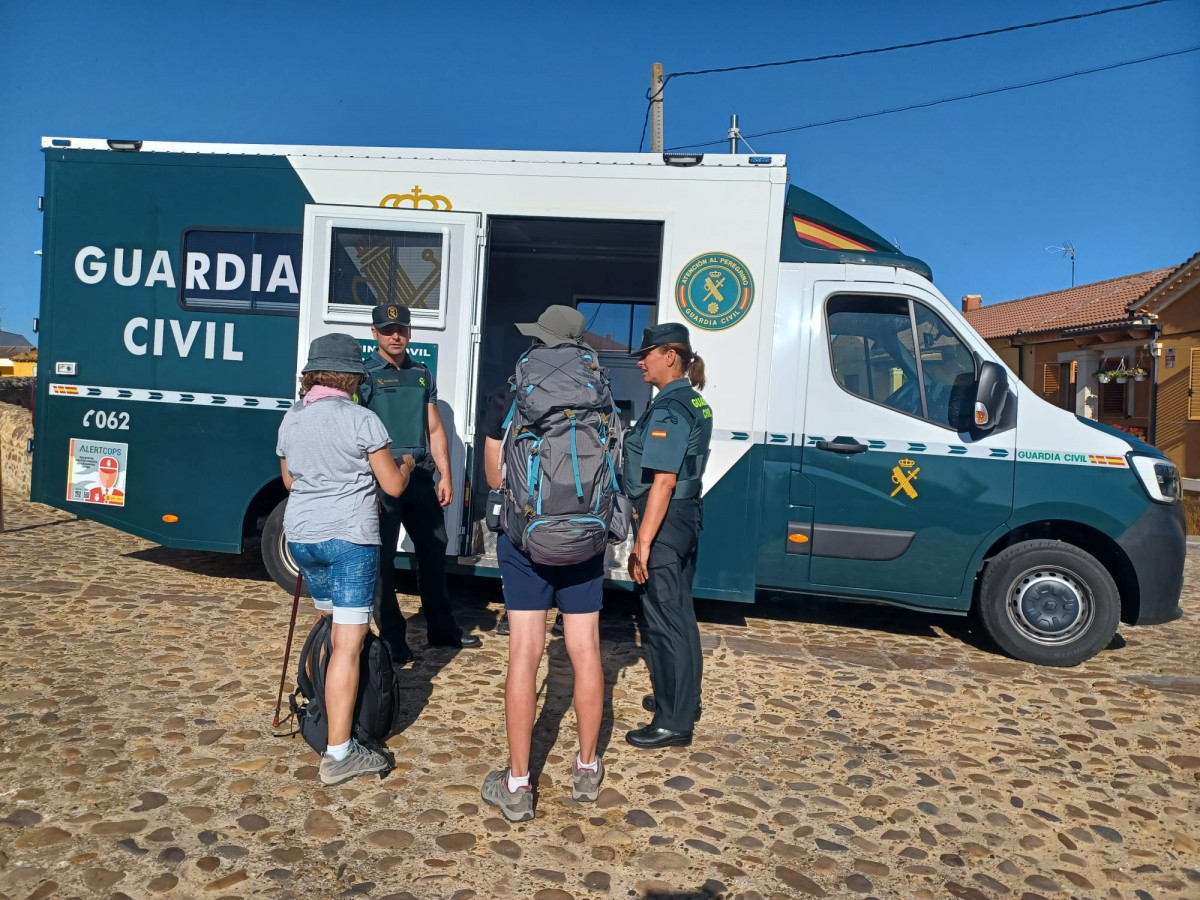 Guardia civil peregrinos