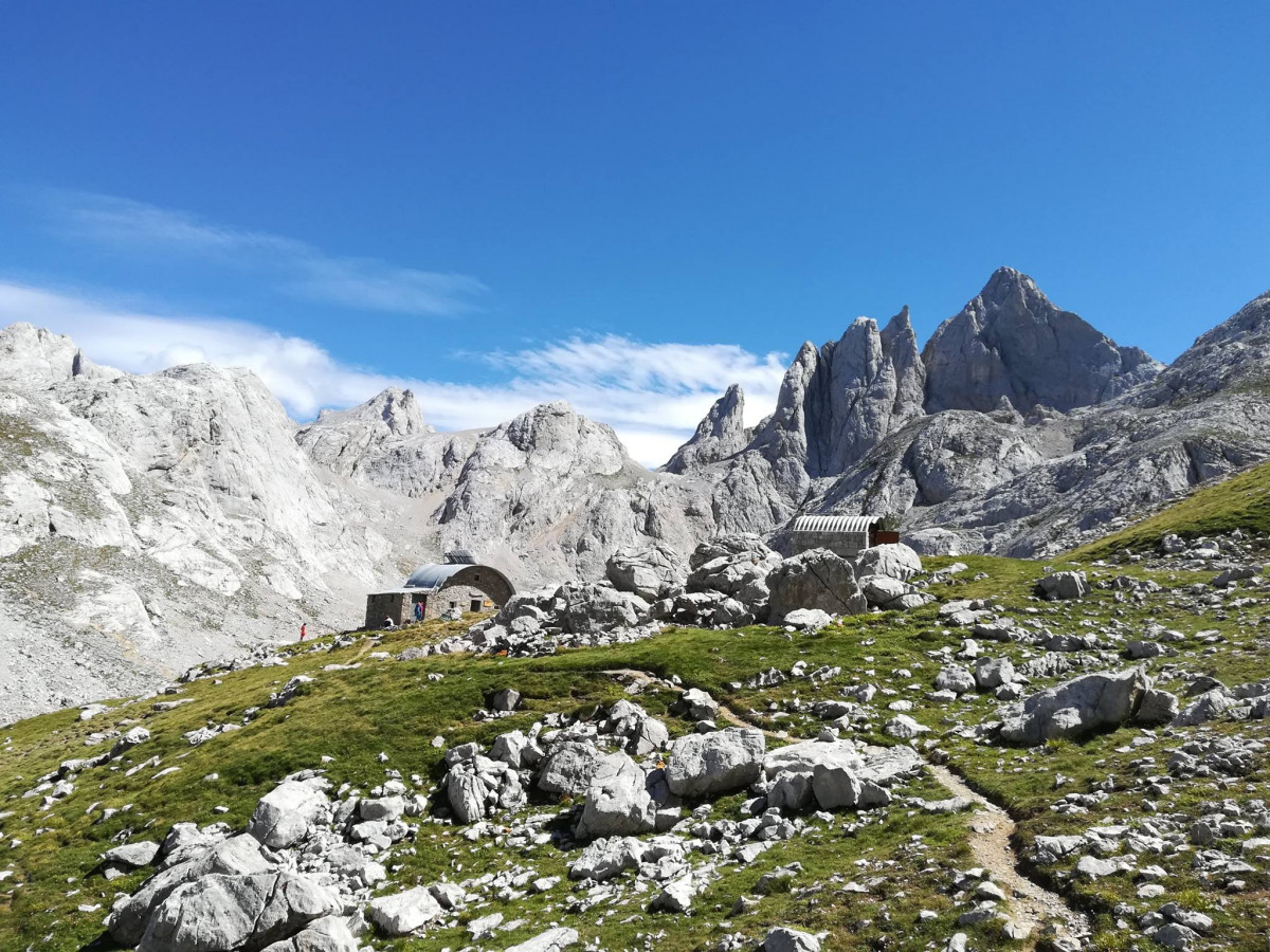 Refugio Jou de los Cabrones Asturias