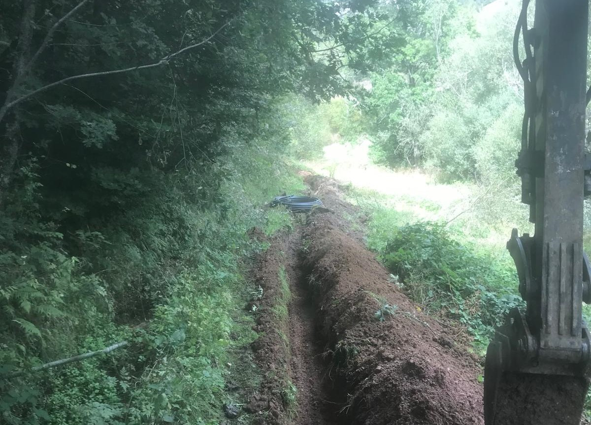Obras traida fuente cremenes