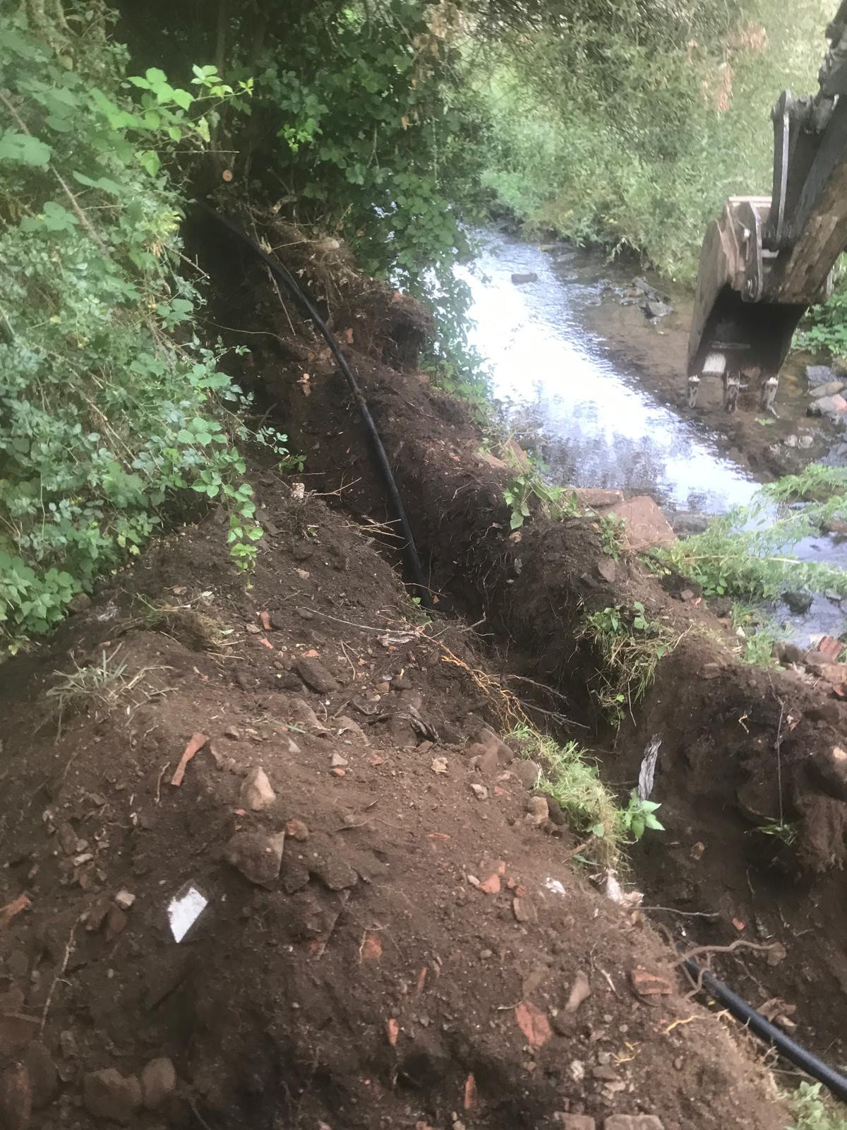 Obras traida fuente cremenes (2)
