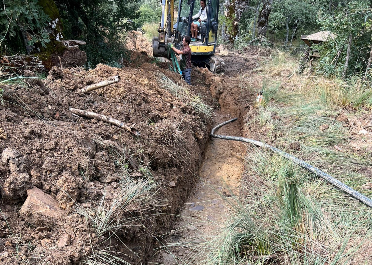 Obras renovacion red abastecimiento captacion de agua villacorta (5)