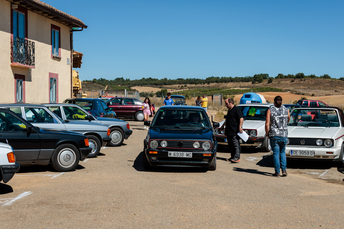 Concentracion de coches clasicos 2024 villarratel (16)