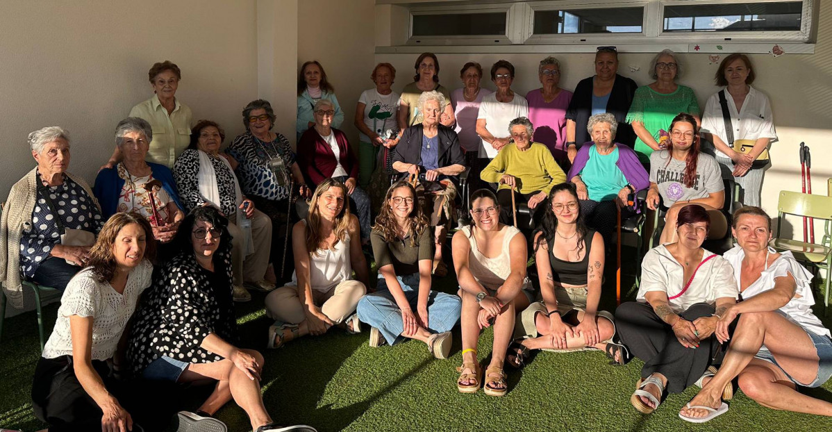 Taller realizado con los vecinos en julio becas ralbar 2024