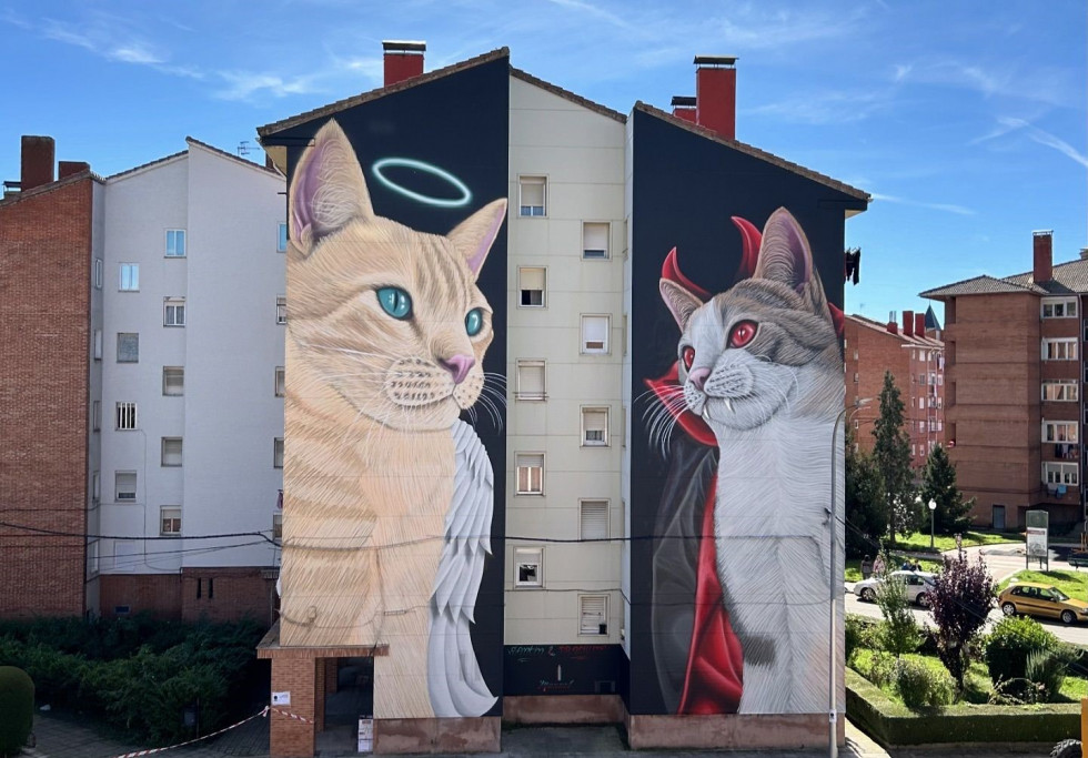 Santin y draculina mural manuel garcia guardo pispajos urban fest