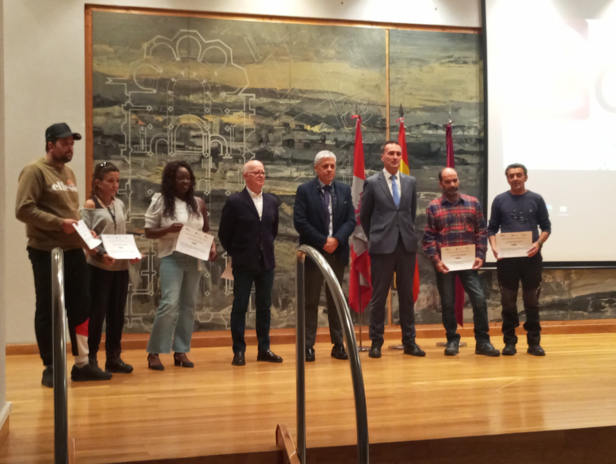 Clausura programa formacion y empleo la pola de gordon