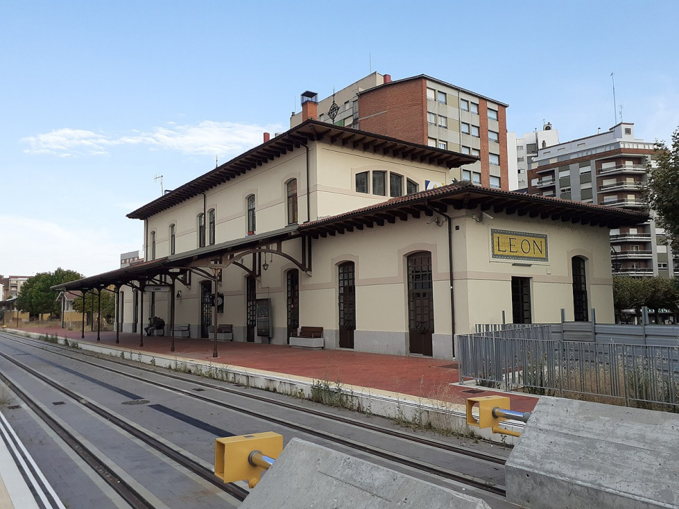 Estacion feve leon Stationsoverpad