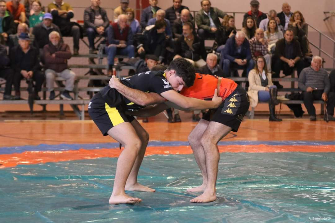 Liga de verano 2024 lucha leonesa boñar Antonio Barreñada (3)