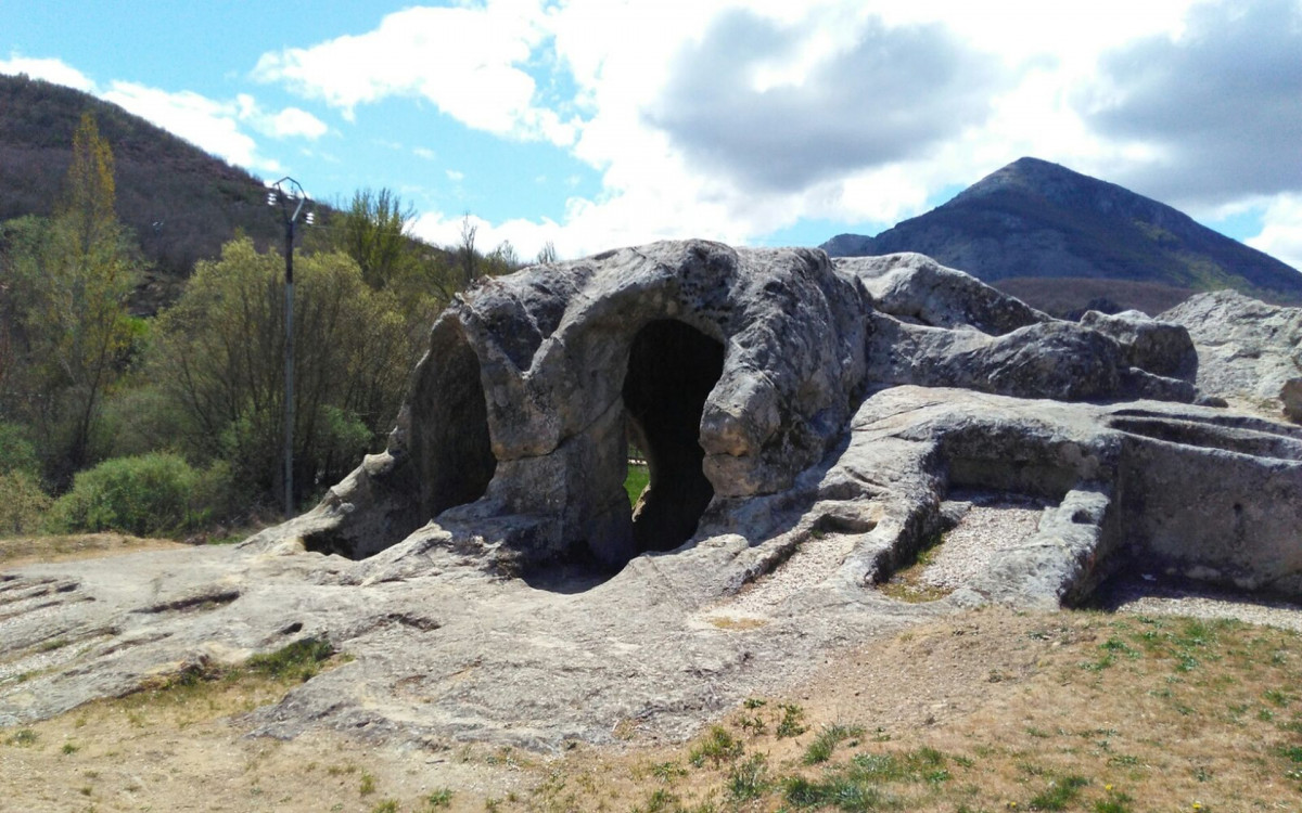 Eremitorio rupestre cervera de pisuerga (3)