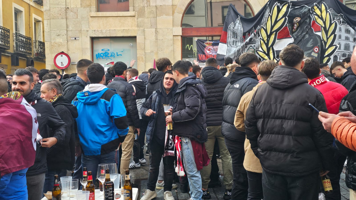 Ambiente derbi cultural leonesa ponferradina (6)