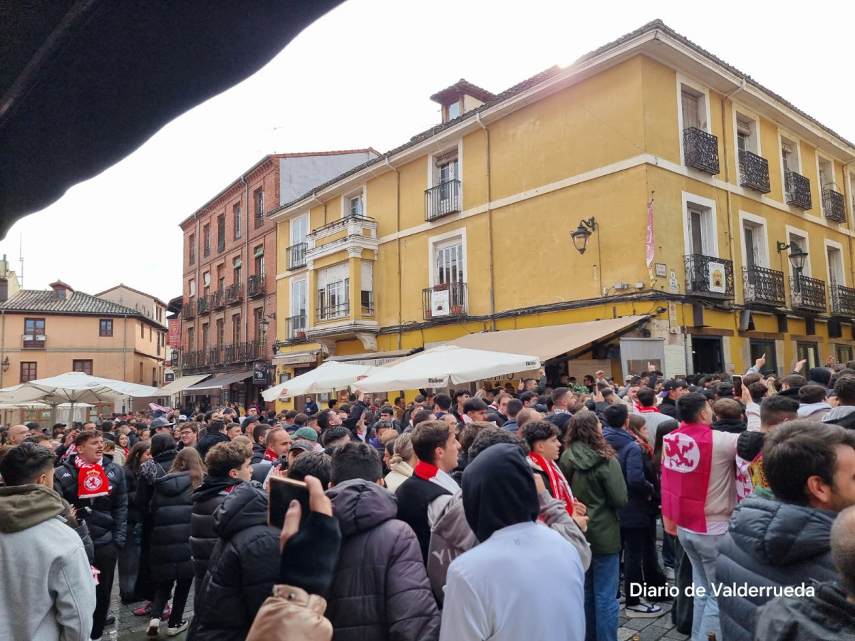 Ambiente derbi cultural leonesa ponferradina (7)
