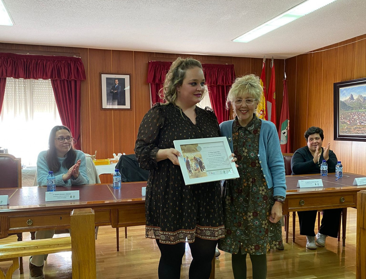 Mesa redonda jornada Mujer Rural en Riau00f1o (9)