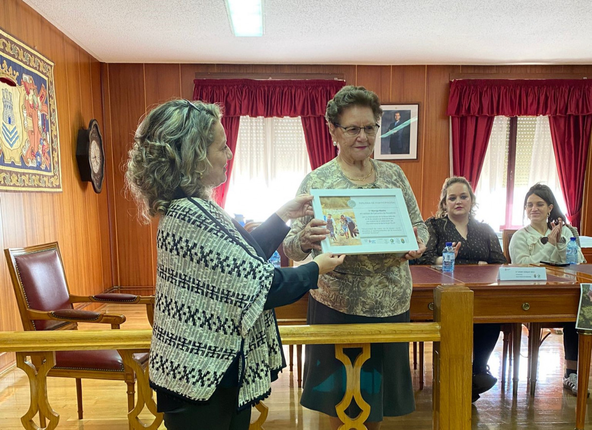 Mesa redonda jornada Mujer Rural en Riau00f1o (11)