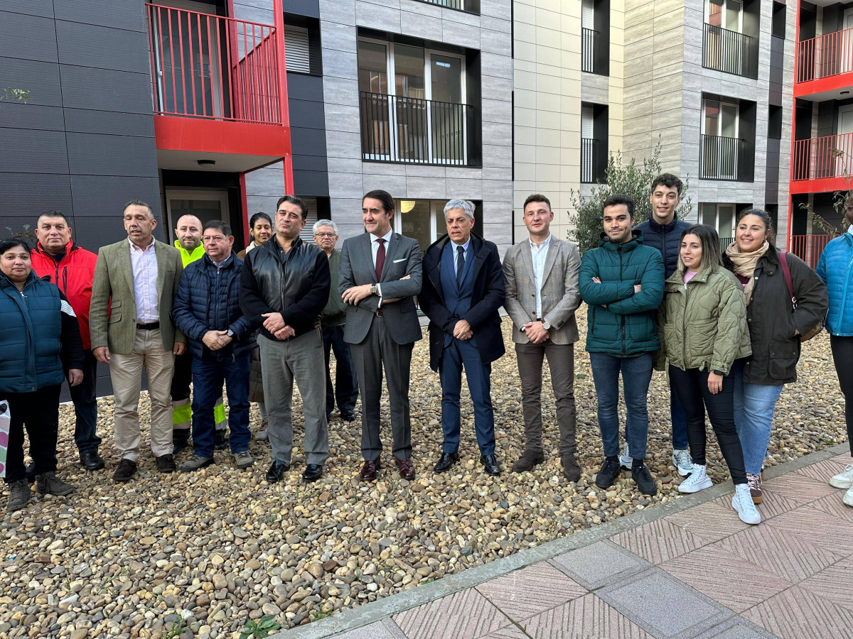 Entrega de llaves viviendas valencia de don juan jcyl (2)
