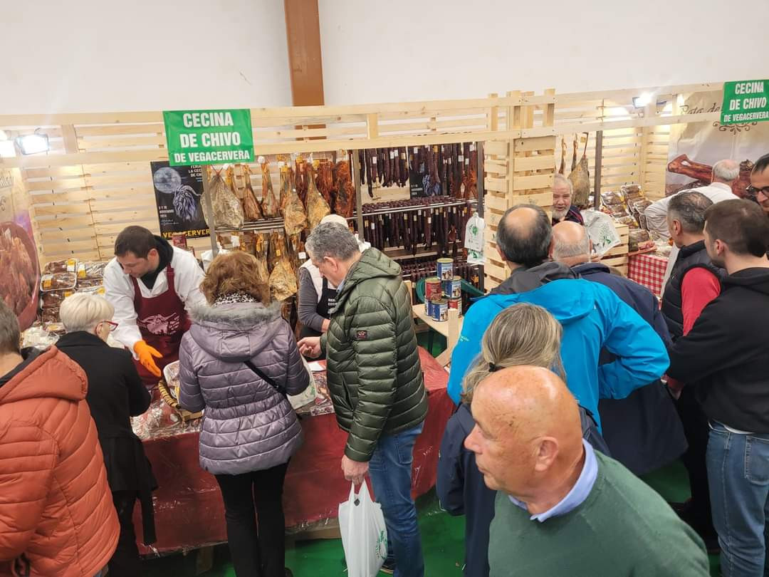 Feria de la cecina de chivo 2024 vegacervera (5)