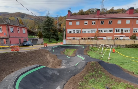 Pista pump track la pola zona alfa