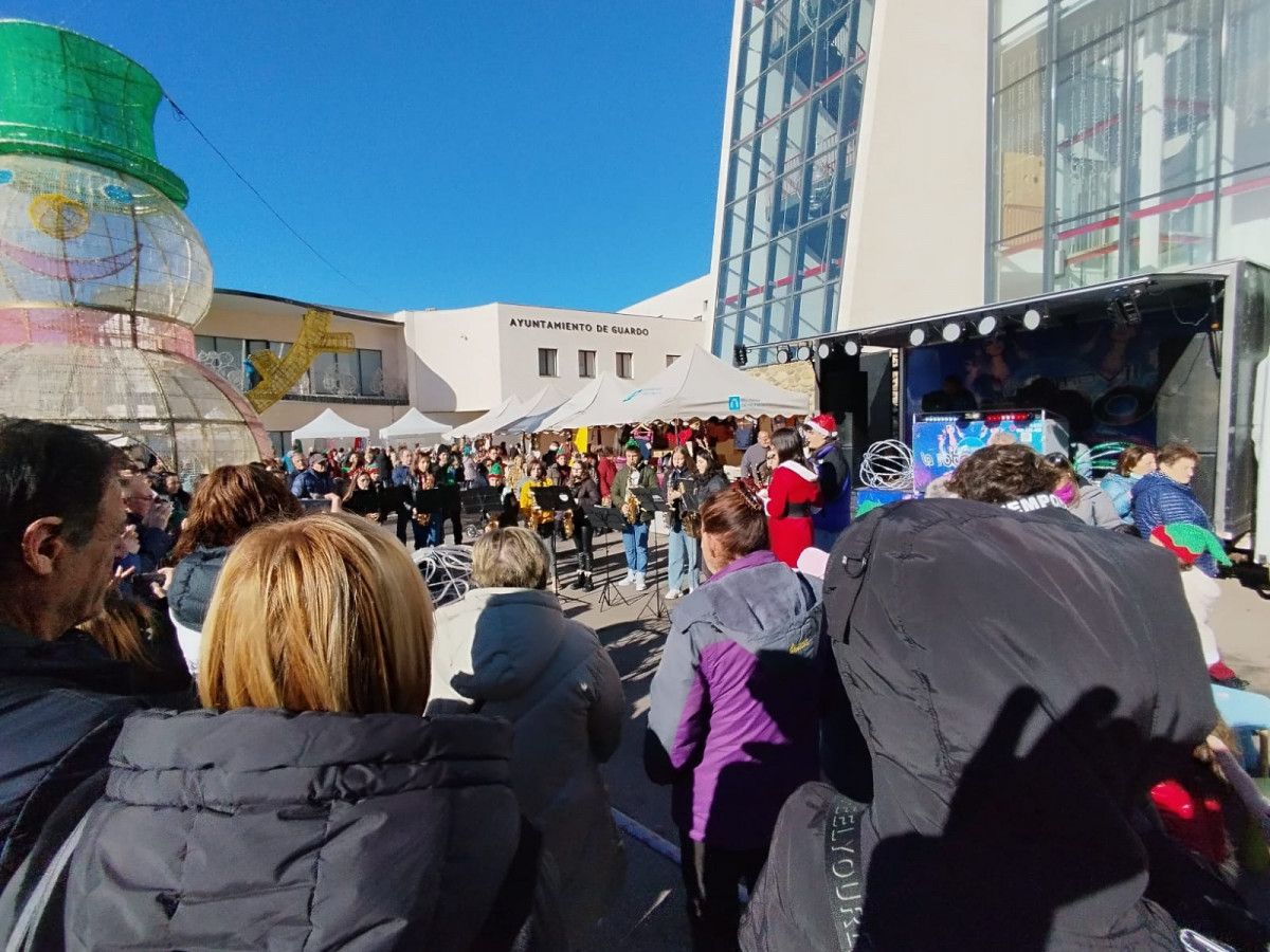 Mercado navideño guardo 2024 5