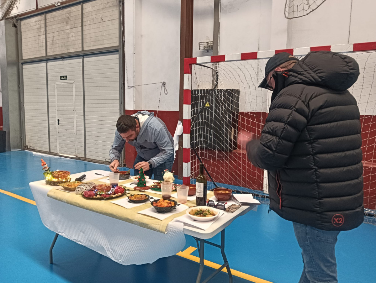 Concurso de guiso navideu00f1o 2024 barruelo navidad (8)