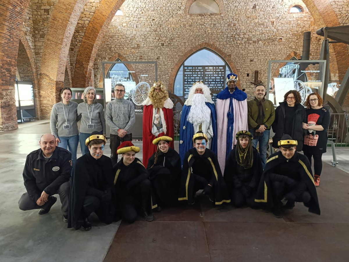 Reyes magos sabero olleros 2025 (2)