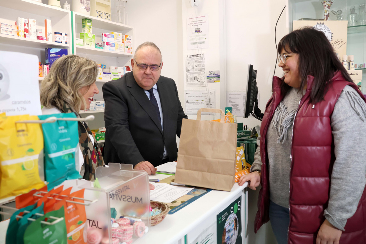 20250124 FARMACIA TORAL GUZMANES 09