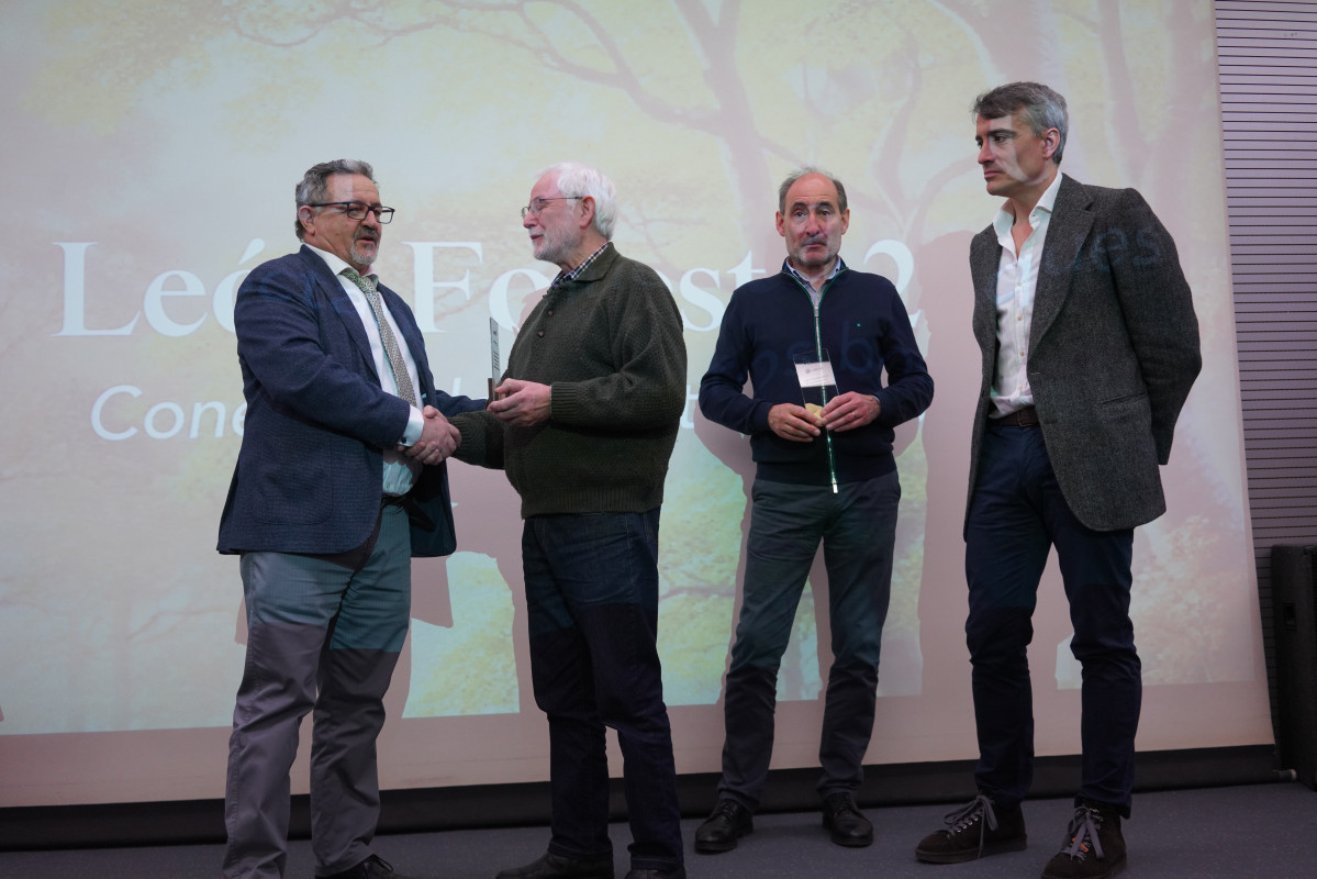 Leu00f3n Foresta 2025 (3)