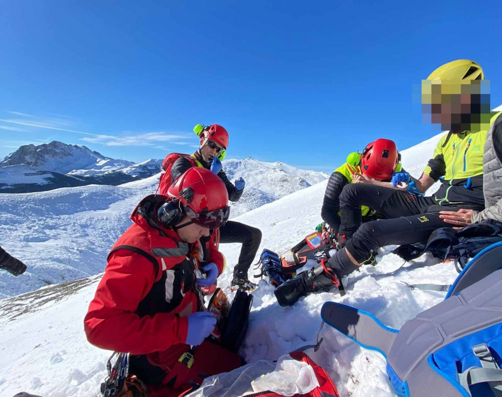 Rescate esquiador de travesia valgrande pajares sepa
