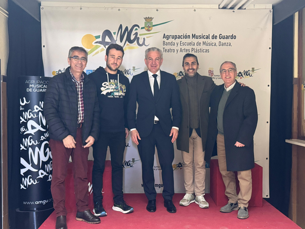 Visita delegado del gobierno cyl AMGu Guardo (4)