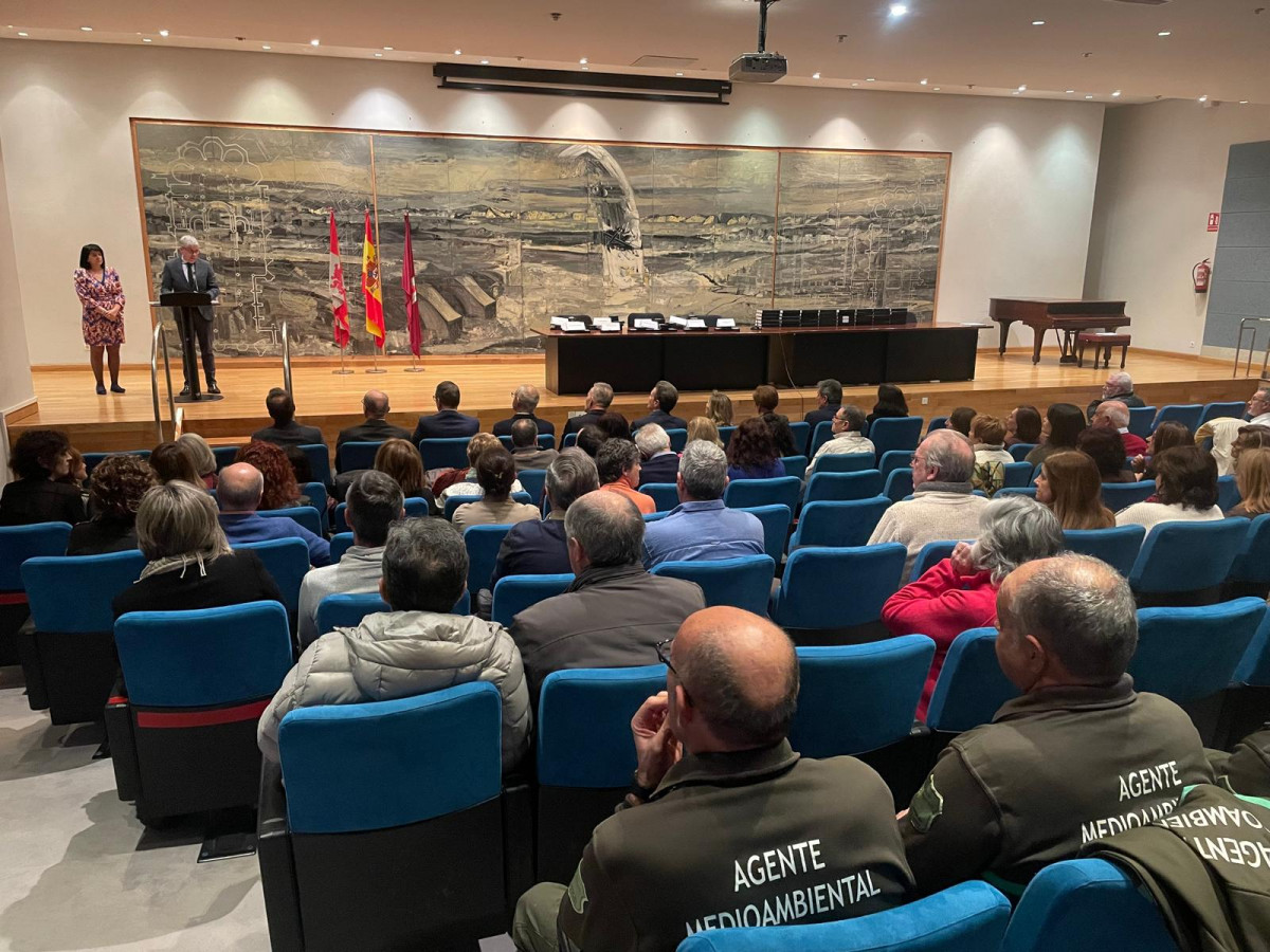 Acto entrega insignias