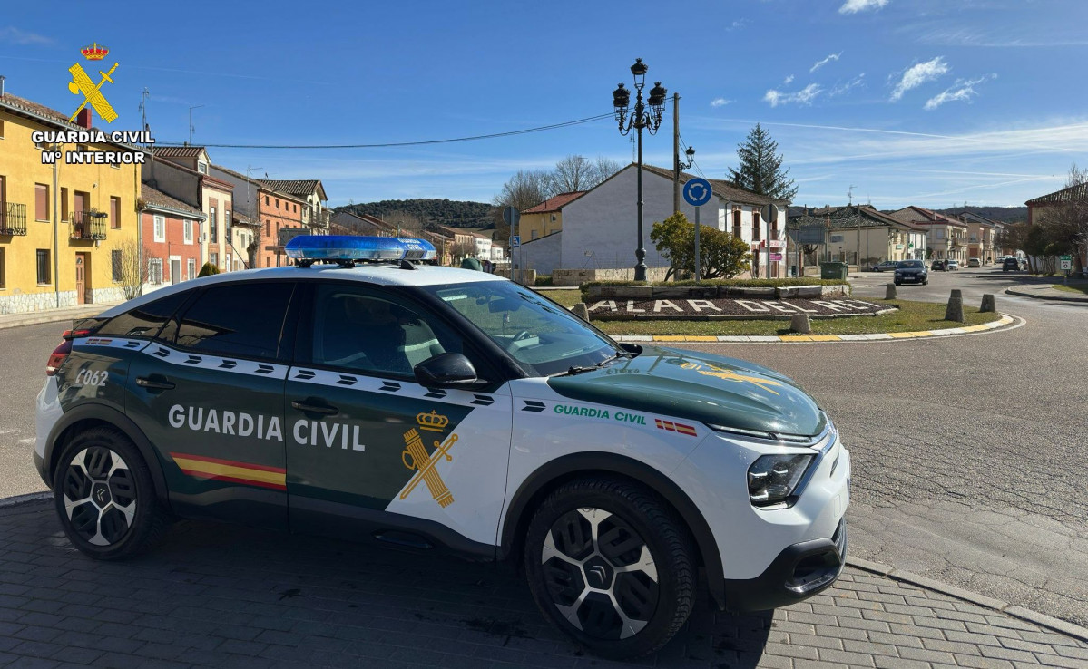 Guardia civil alar del rey