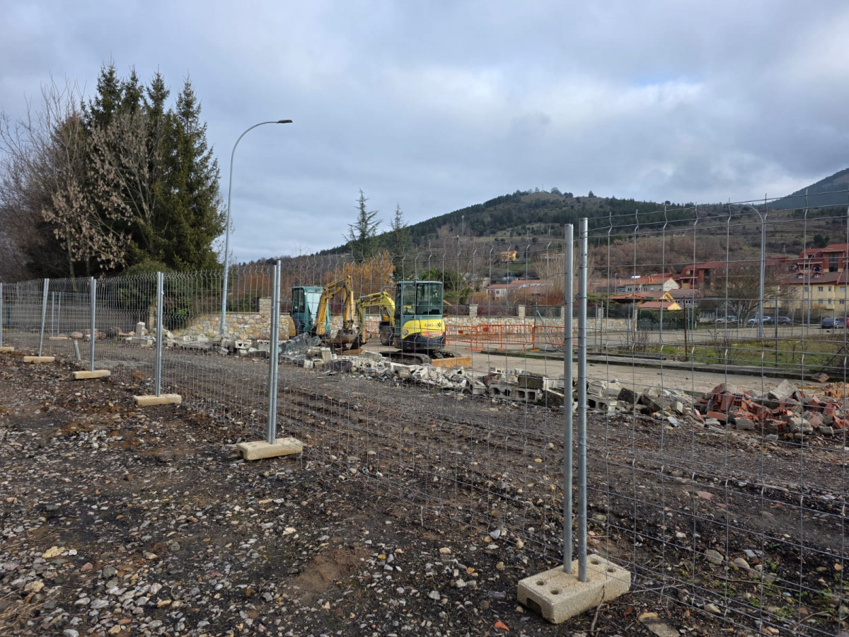 Obras calle economato cistierna (7)