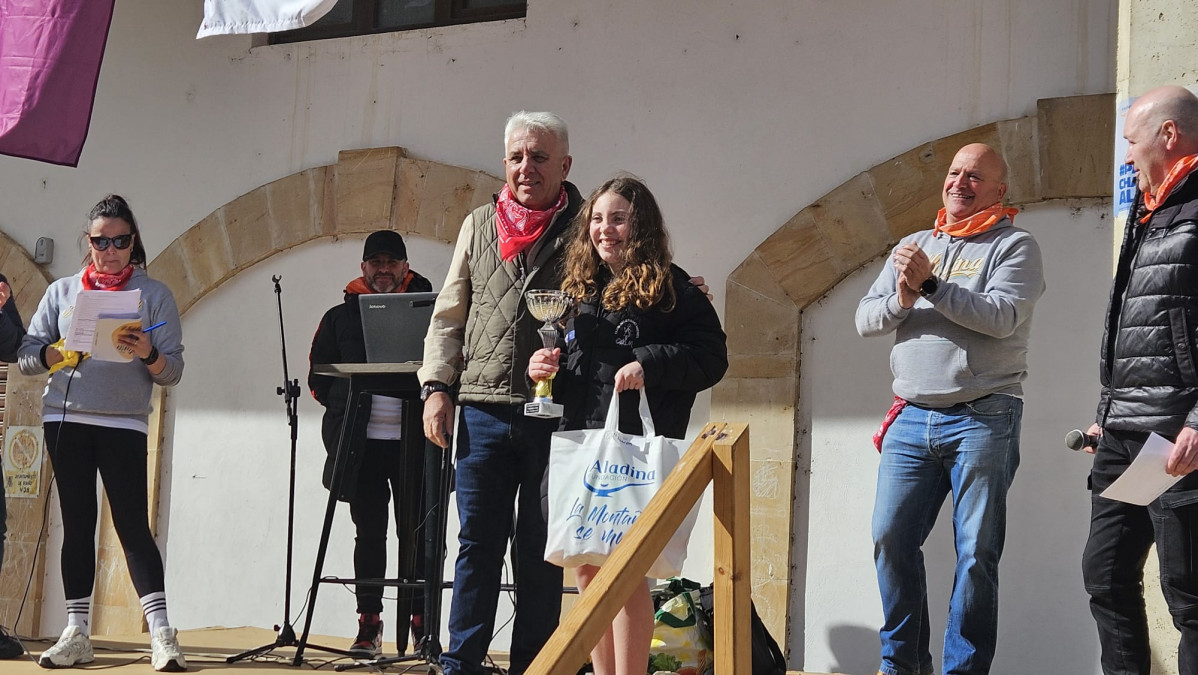 Carrera solidaria contra el cancer infantil riau00f1o 2024 (8) enrique martinez