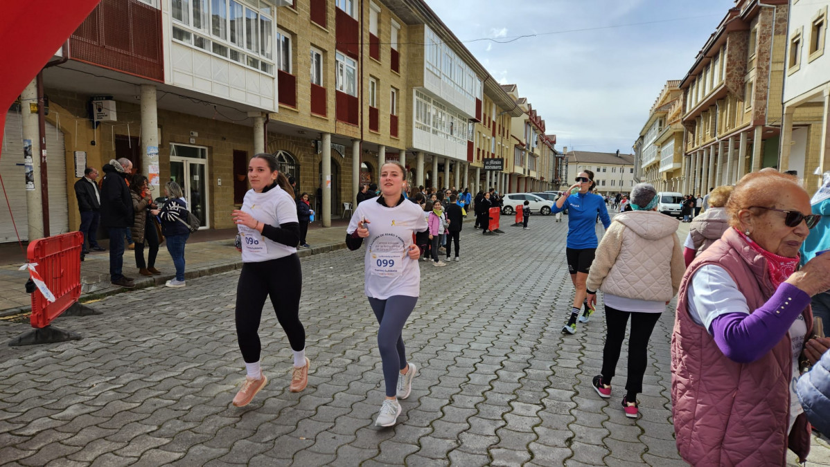 Carrera solidaria contra el cancer infantil riau00f1o 2024 (18) enrique martinez