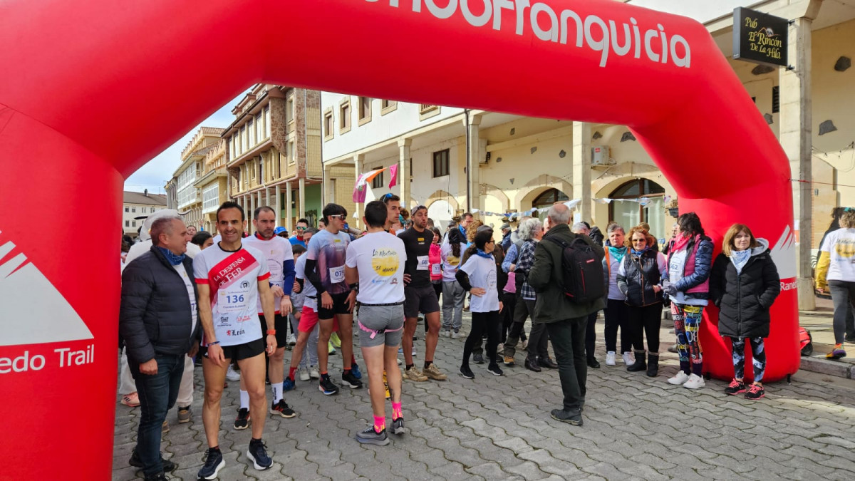 Carrera solidaria contra el cancer infantil riau00f1o 2024 (38) enrique martinez