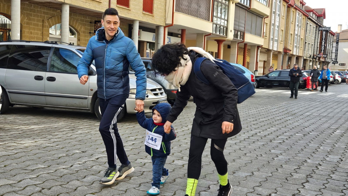 Carrera solidaria contra el cancer infantil riau00f1o 2024 (49) enrique martinez
