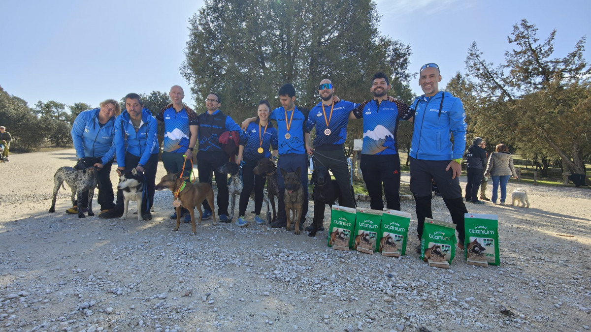 Club mushing montau00f1a oriental campeonato cyl