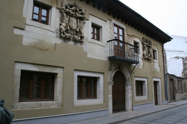 Casa de los leones ayto cervera
