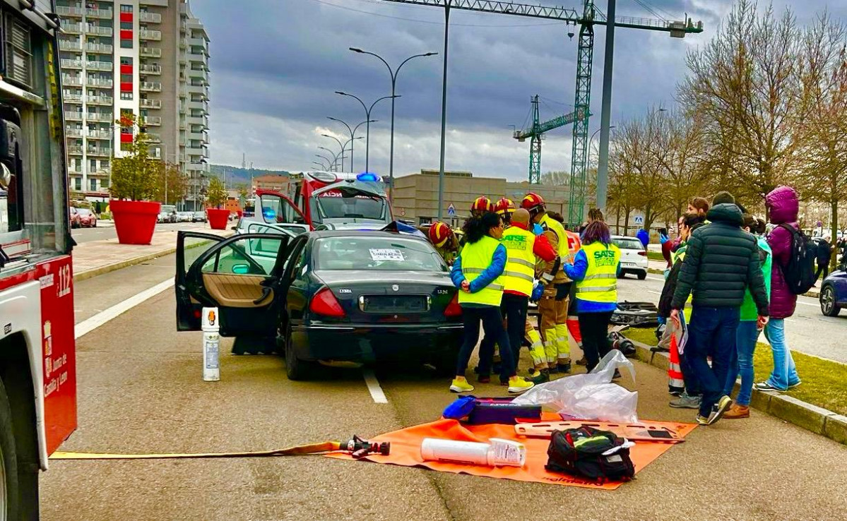 Simulacro accidente leon
