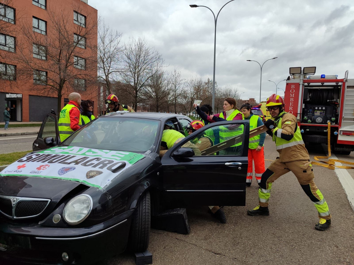 Simulacro accidente leon (2) bomberos