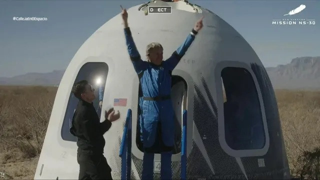 Calleja en el espacio nave new sheppard t5 (2)