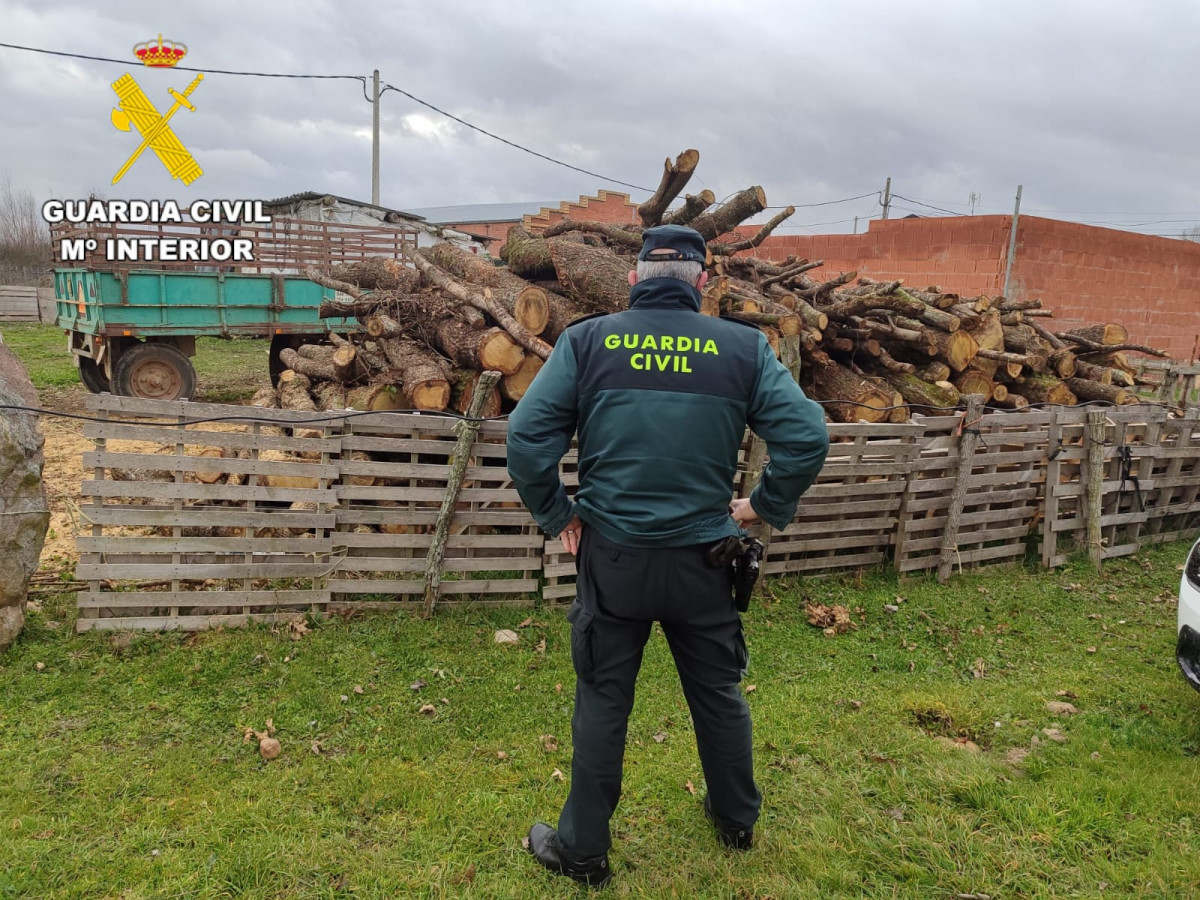 Guardia civil robo leu00f1a