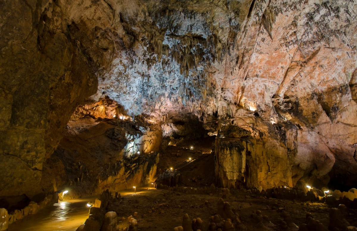 Cueva de valporquero 2025