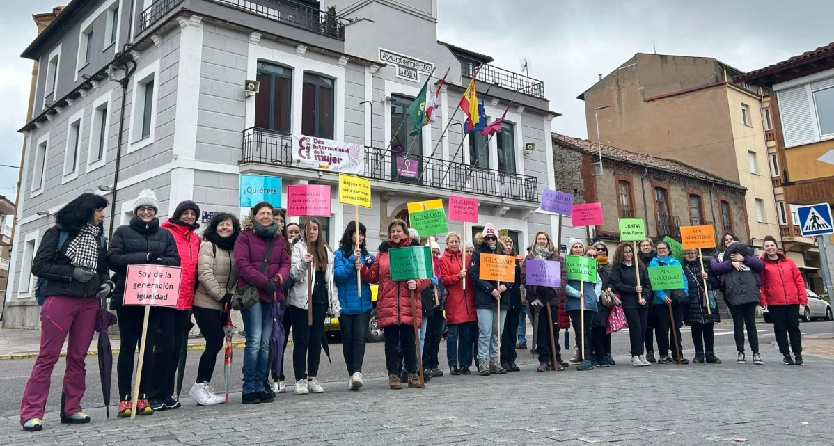 Dia de la mujer la robla