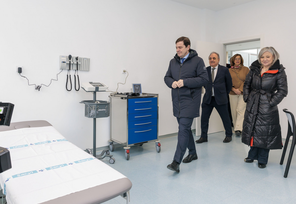 Visita mau00f1ueco nuevo centro de salud aguilar (4)