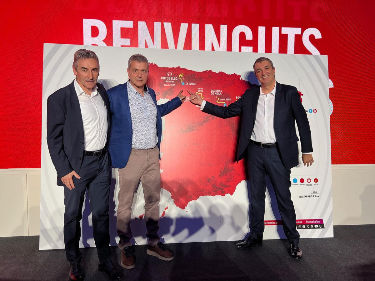 La Vuelta ciclista 2025 femenina la robla  (5)