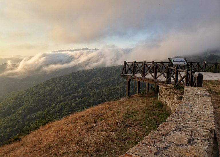 Mirador de piedrasluengas ayto la pernia 3